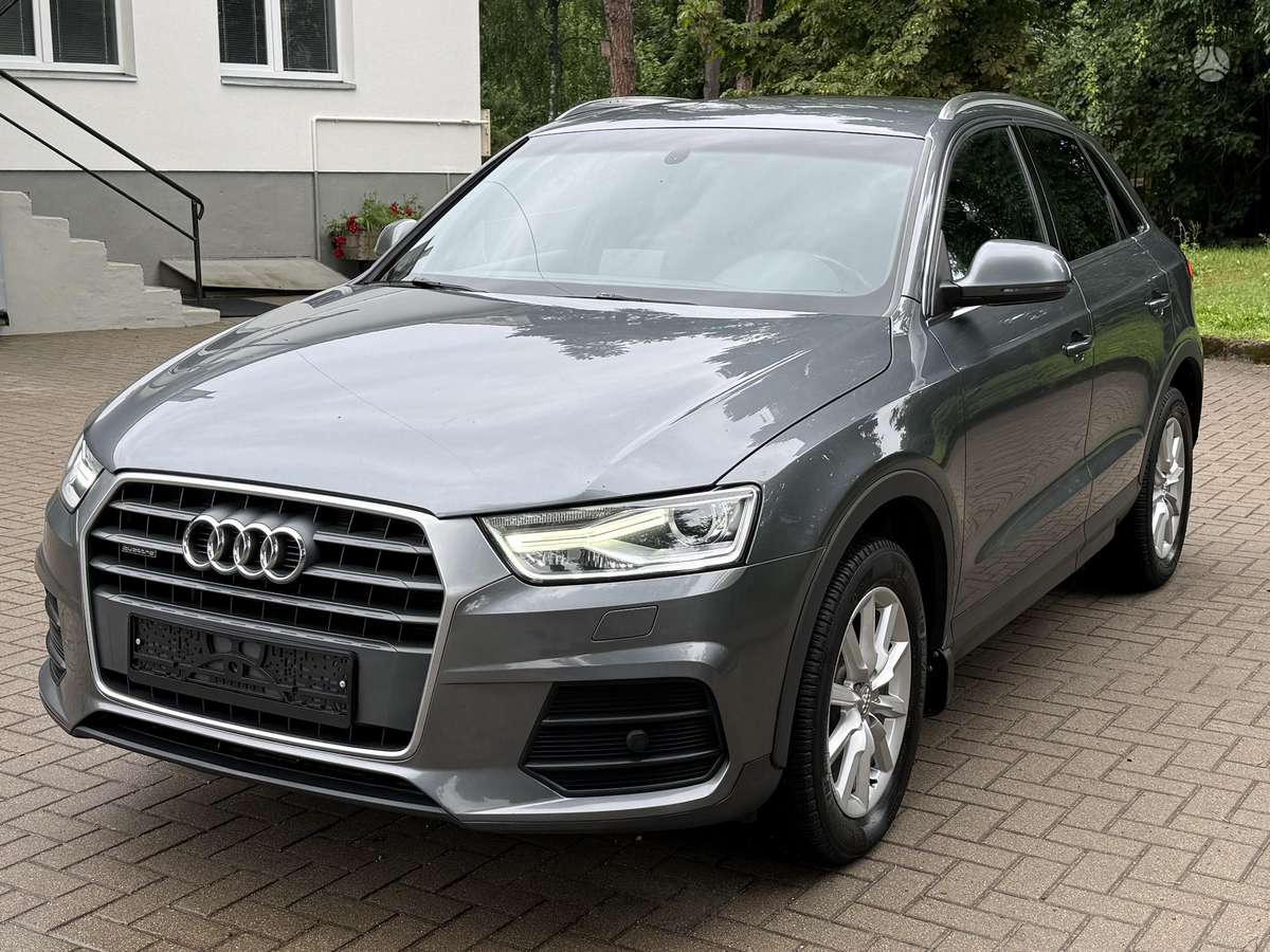 Audi Q3, 2.0 l., off-road / crossover