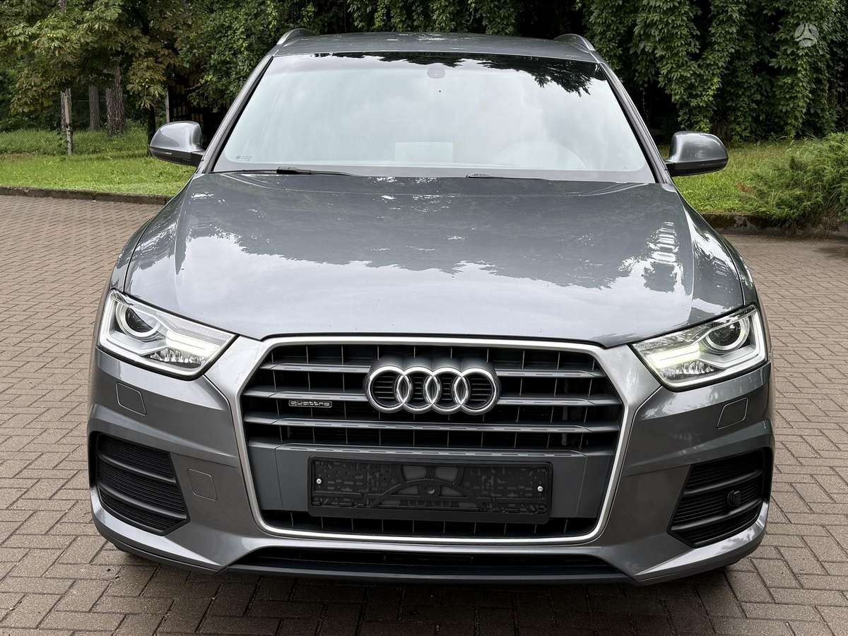 Audi Q3, 2.0 l., off-road / crossover