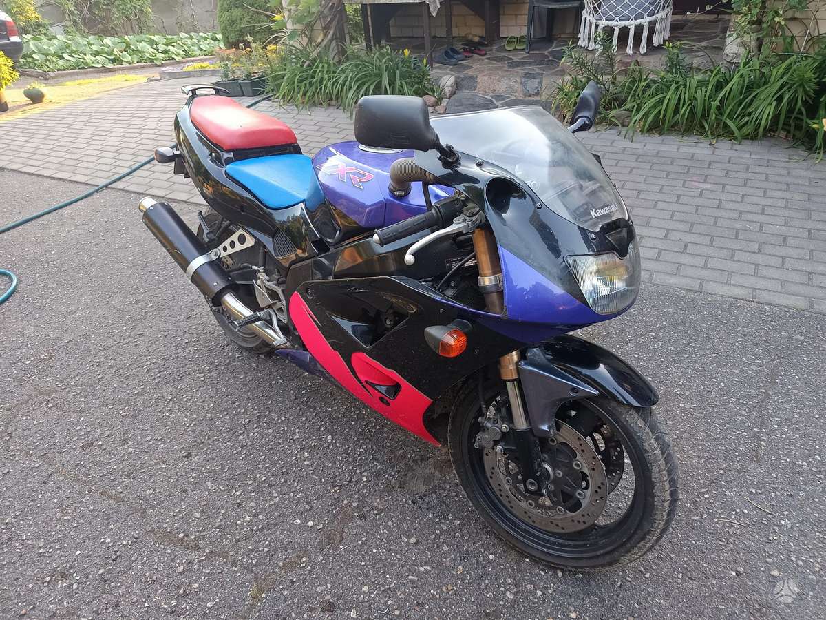 Kawasaki ZX/ZX-R (Ninja) 400cc, street / классические 1993 m