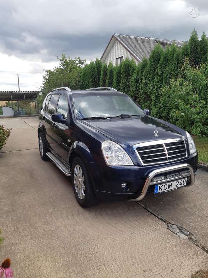 SsangYong Rexton - 1