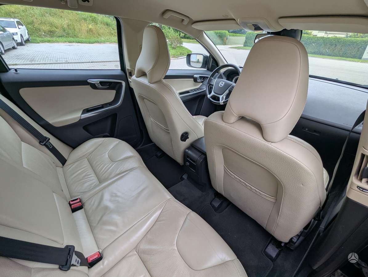 Volvo XC60 - 3