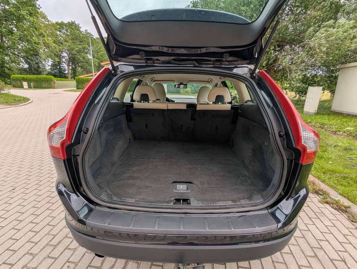 Volvo XC60 - 4