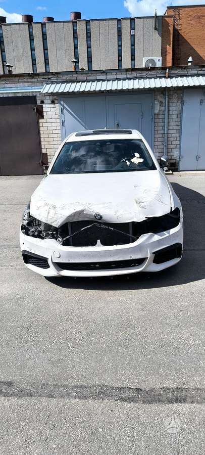 BMW M550, 4.4 l., Седан