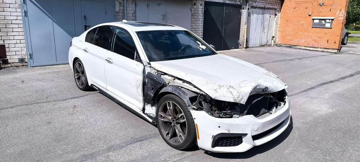 BMW M550, 4.4 l., Седан