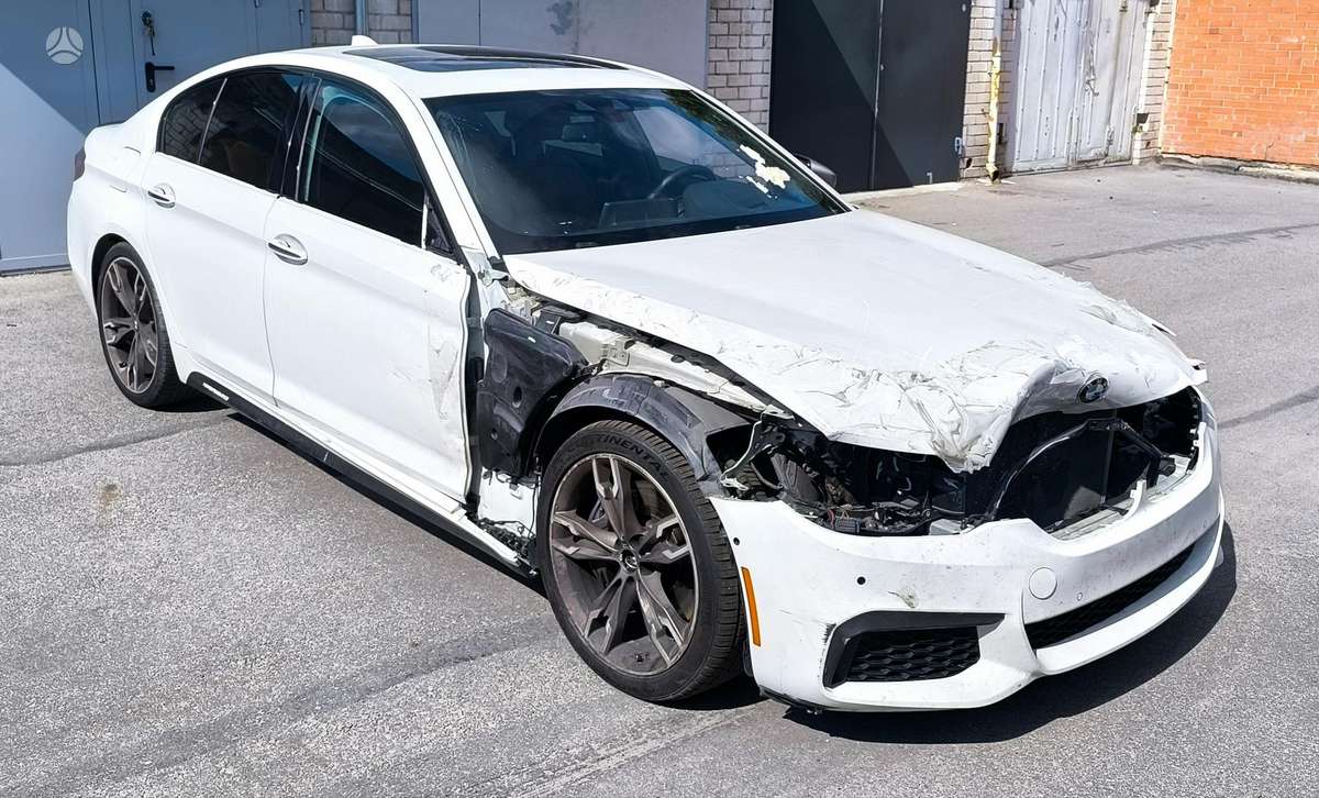BMW M550, 4.4 l., Седан