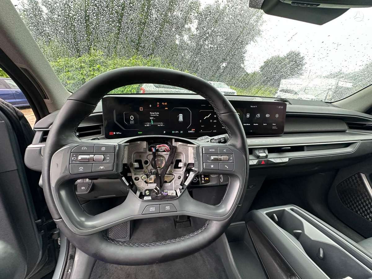 Kia EV9, 100 kWh, off-road / crossover