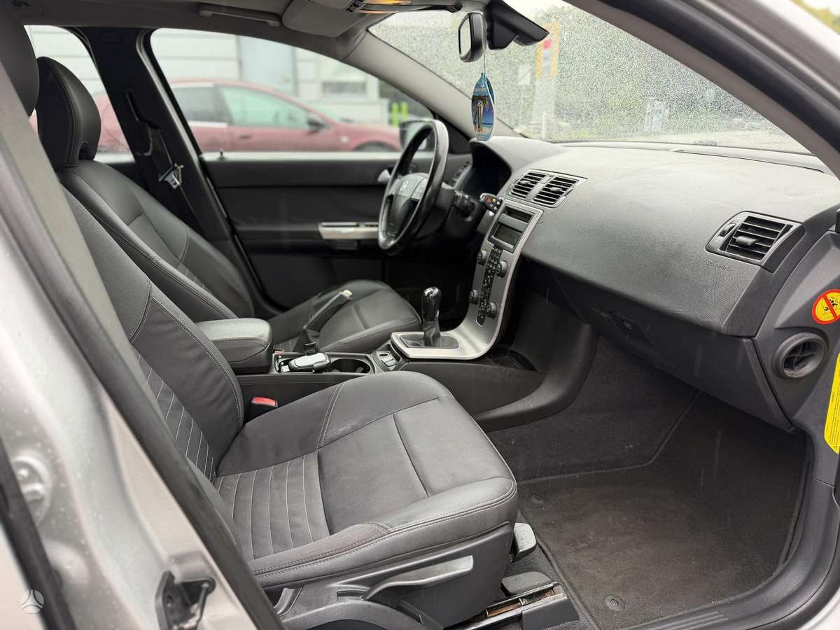 Volvo V50, 2.0 l., wagon