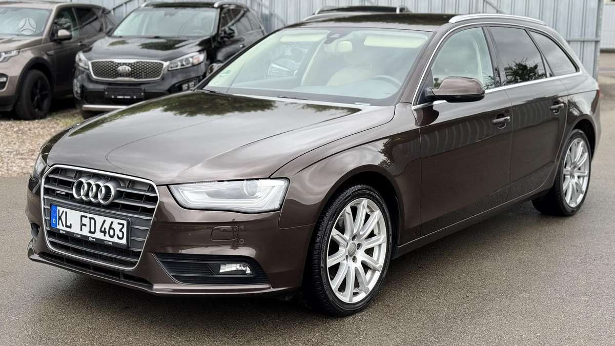 Audi A4, 3.0 l., universalas