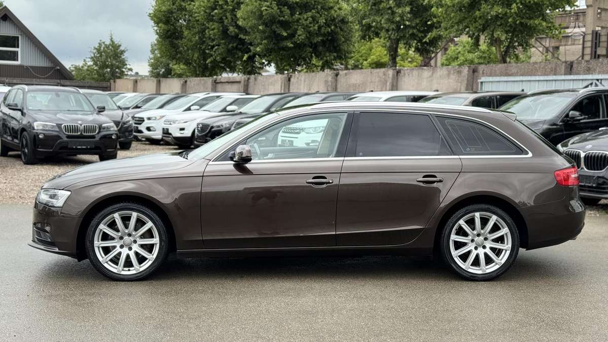 Audi A4, 3.0 l., universalas