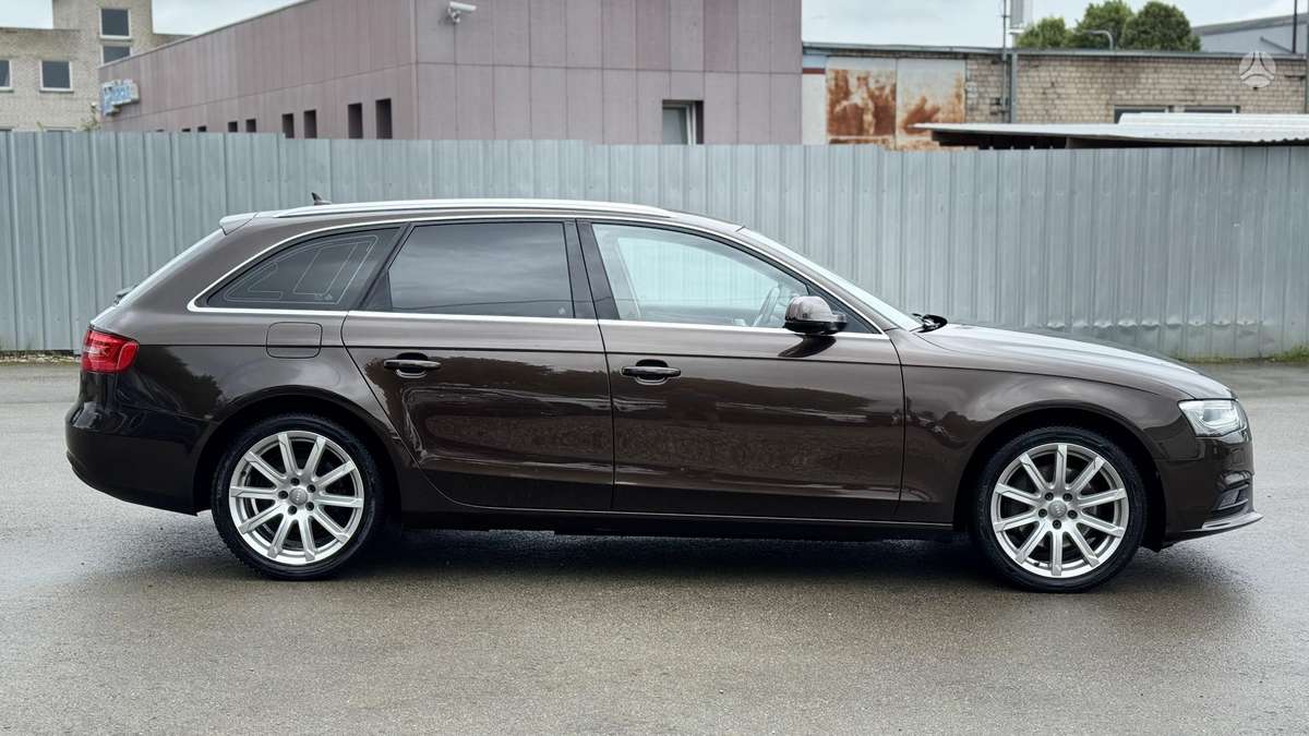 Audi A4, 3.0 l., universalas