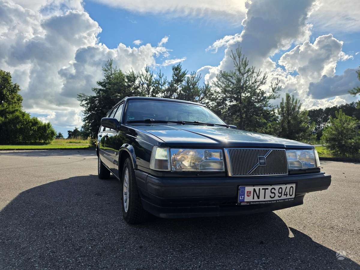 Volvo 940 - 1