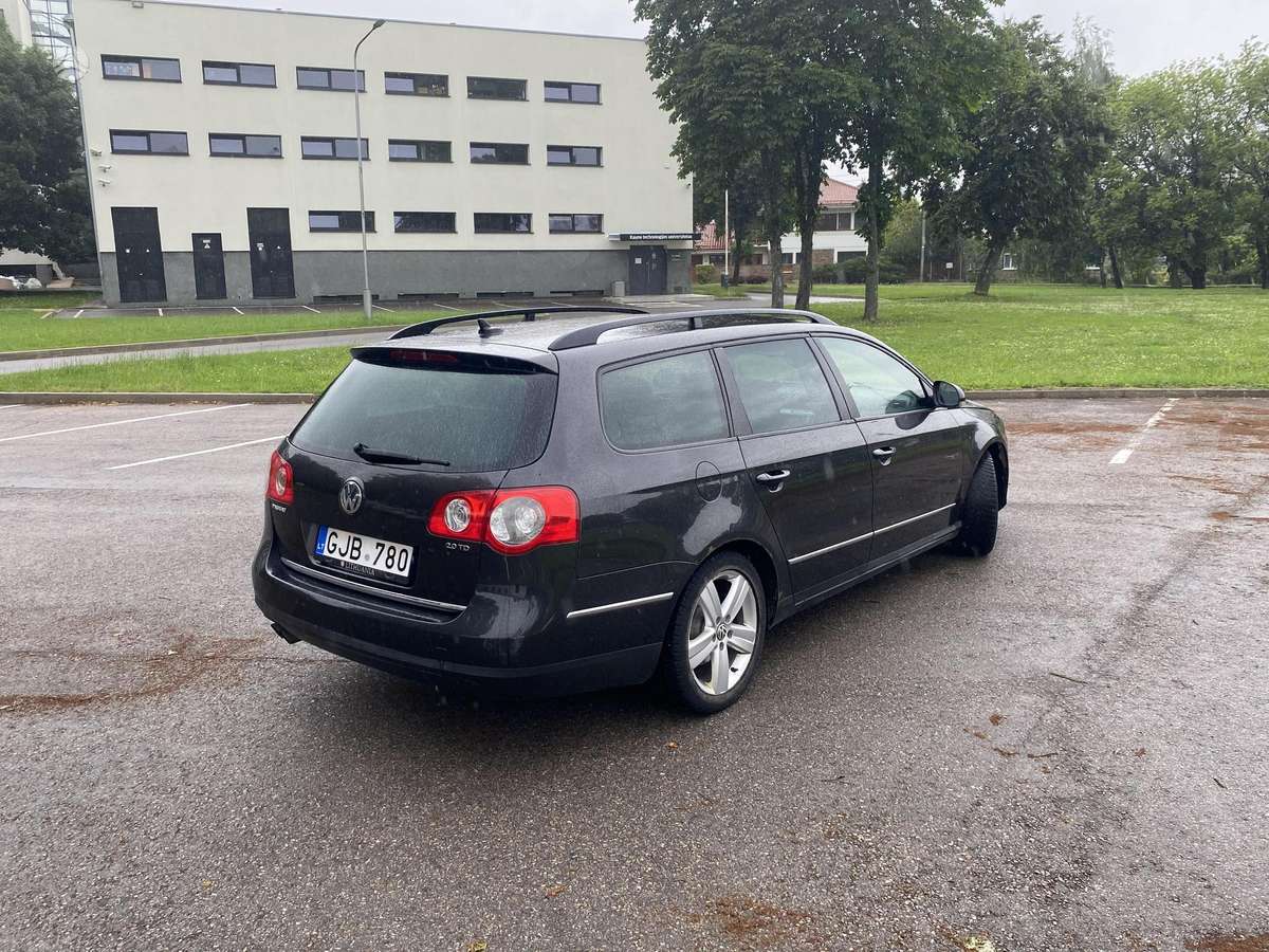 Volkswagen Passat - 6