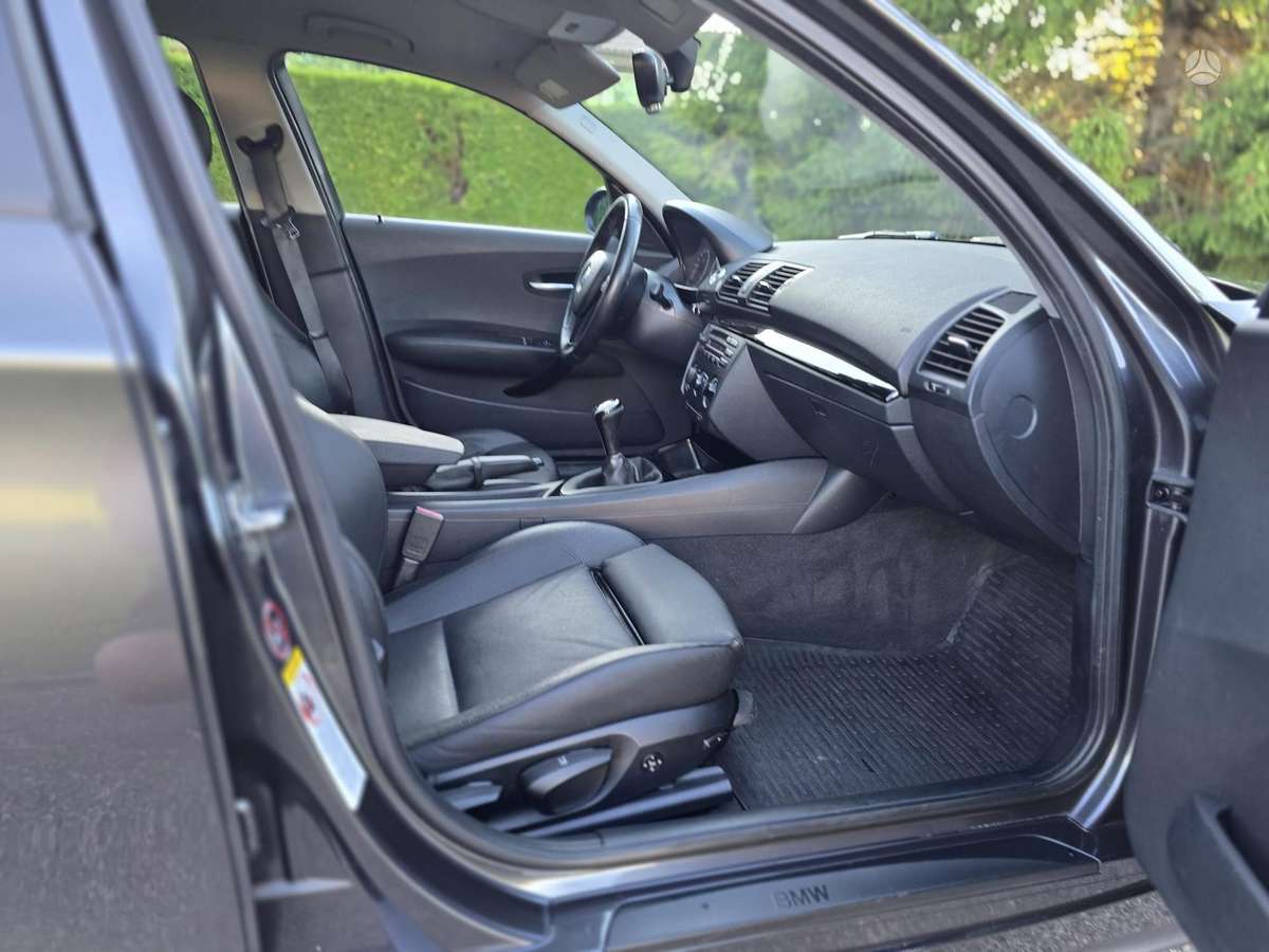 BMW 120, 2.0 l., Хэтчбек