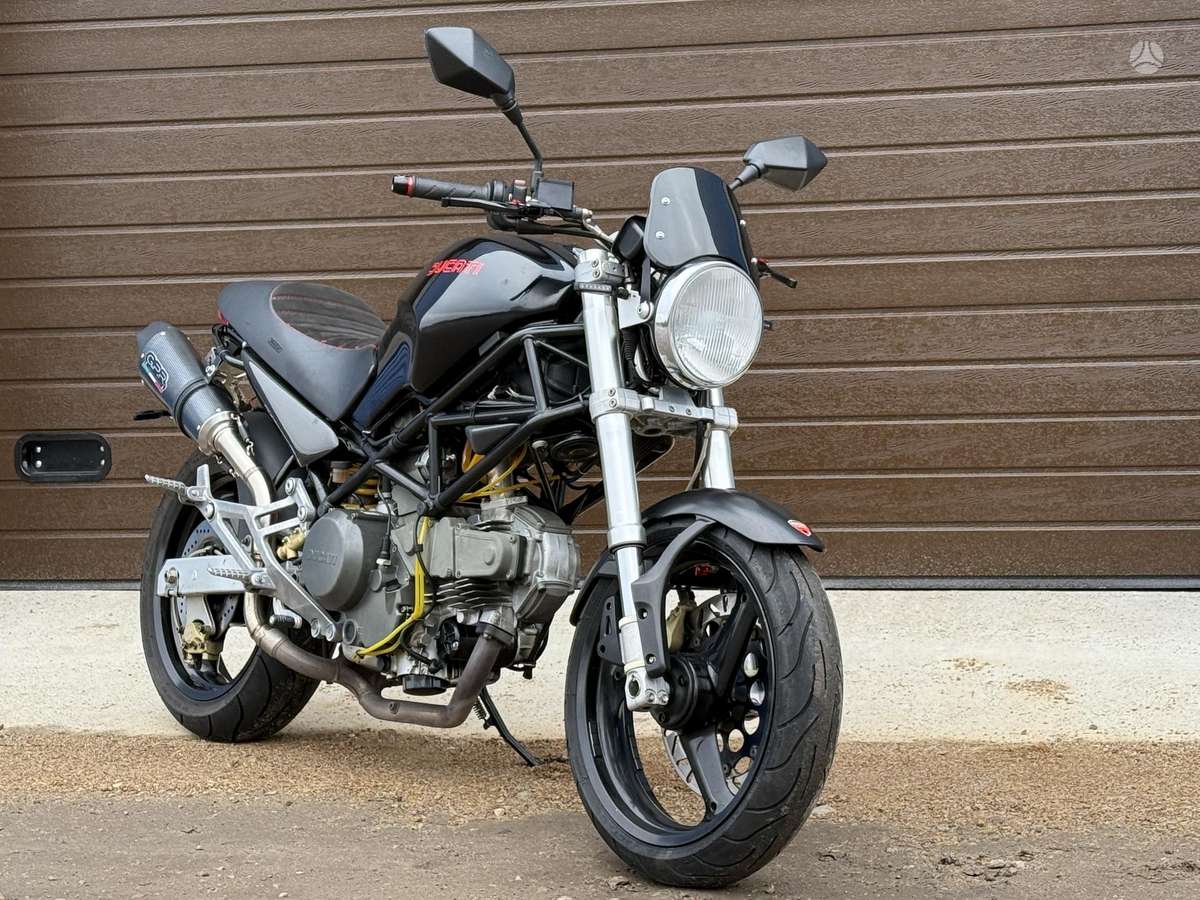 Ducati Monster 600cc, street / классические