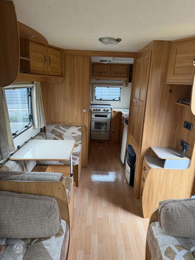 Fleetwood Meridian, caravans