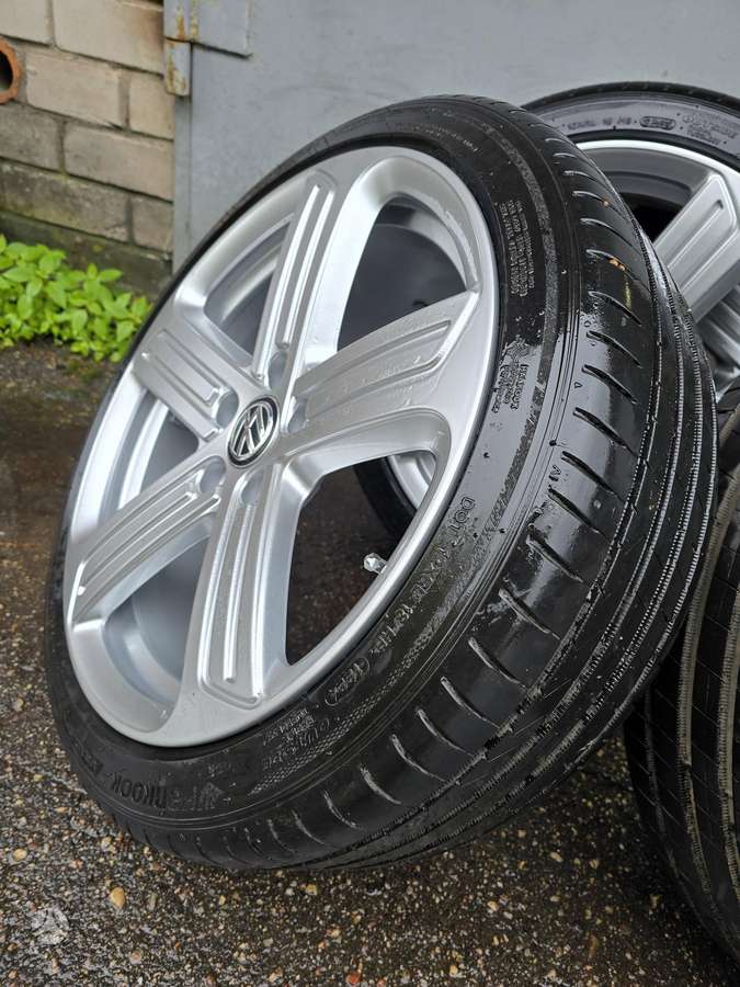 Volkswagen, light alloy, R18