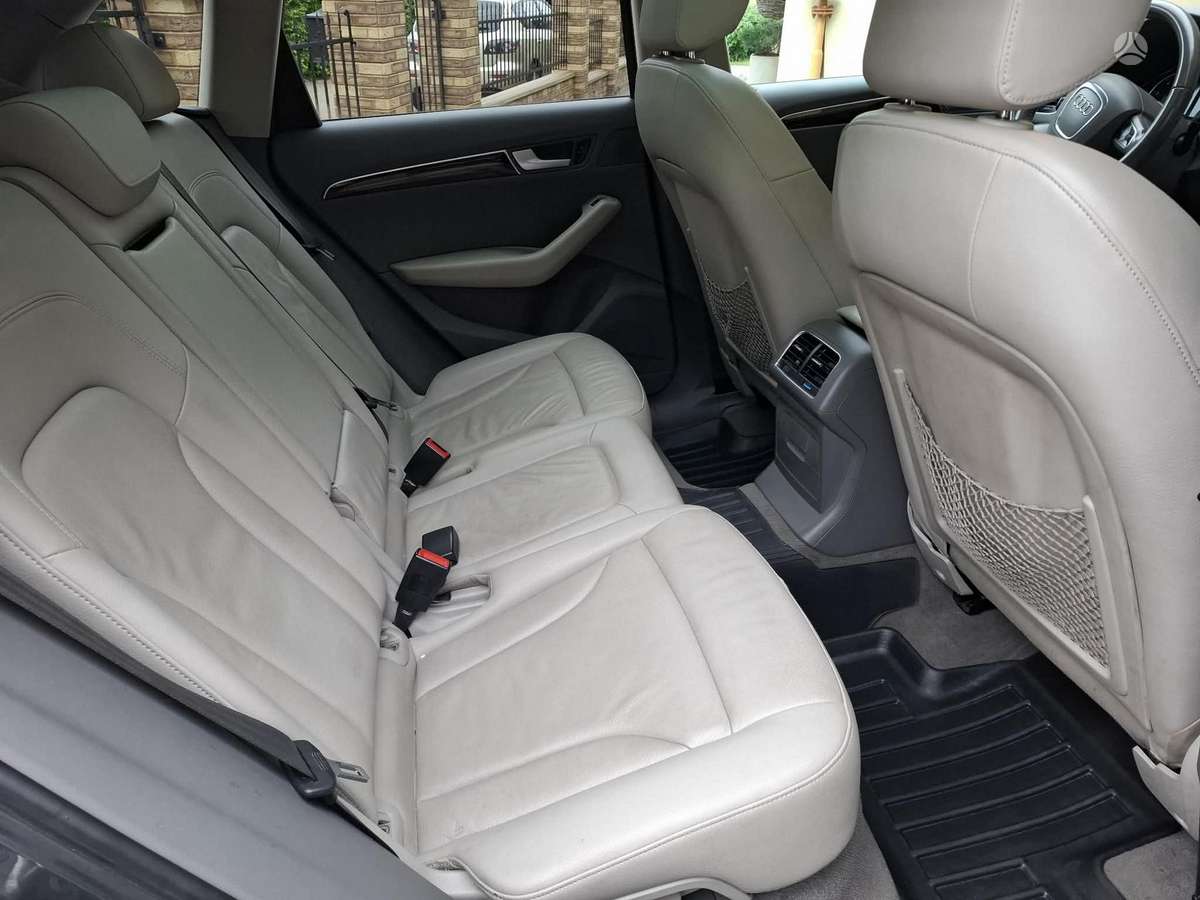 Audi Q5, 2.0 l., Внедорожник / Кроссовер