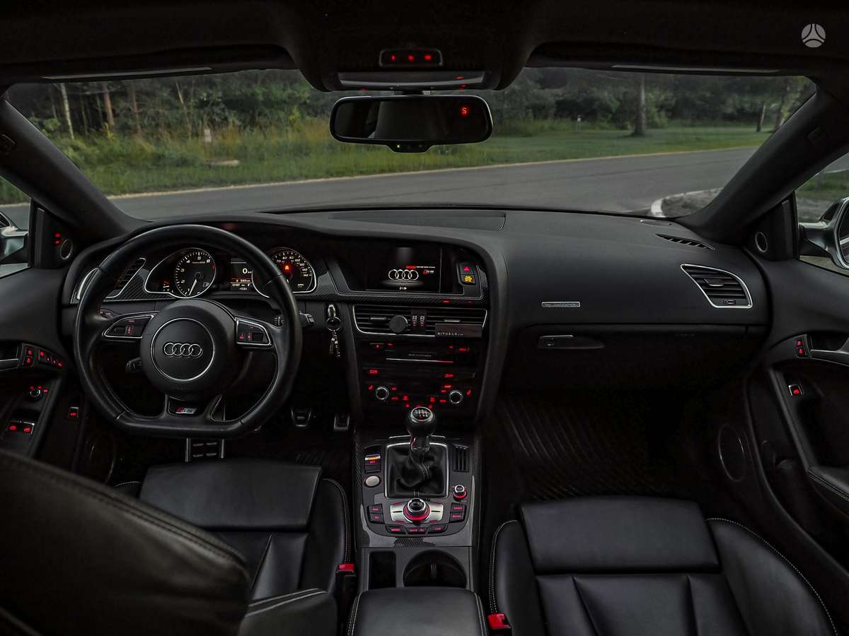 Audi S5, Купе (coupe)