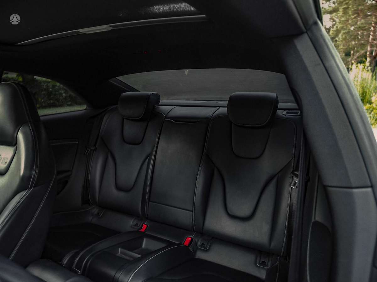 Audi S5, Купе (coupe)