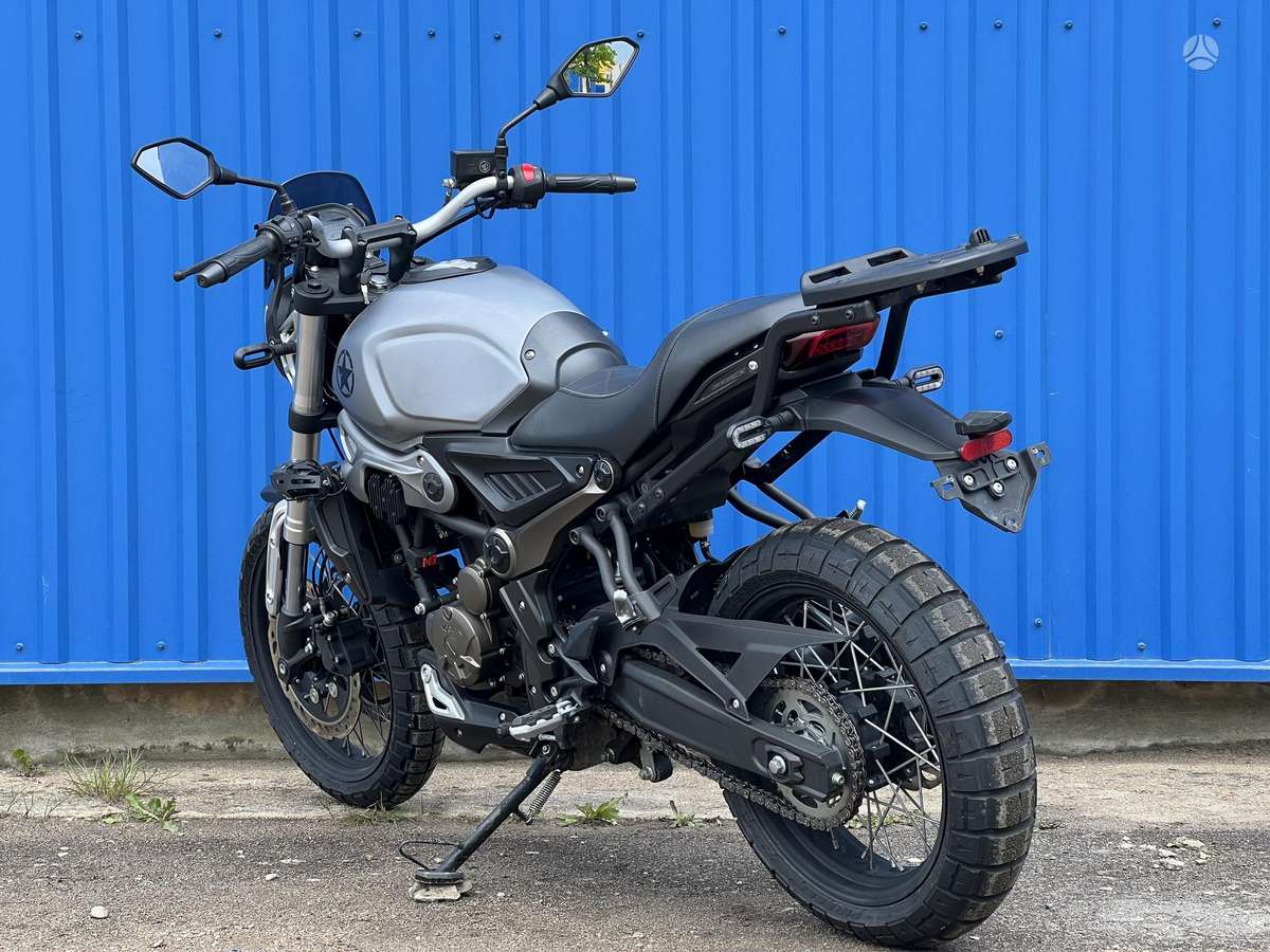 VOGE 300 AC 300cc, street / classic