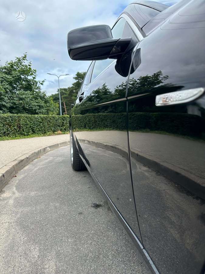 BMW 750, 4.8 l., Седан