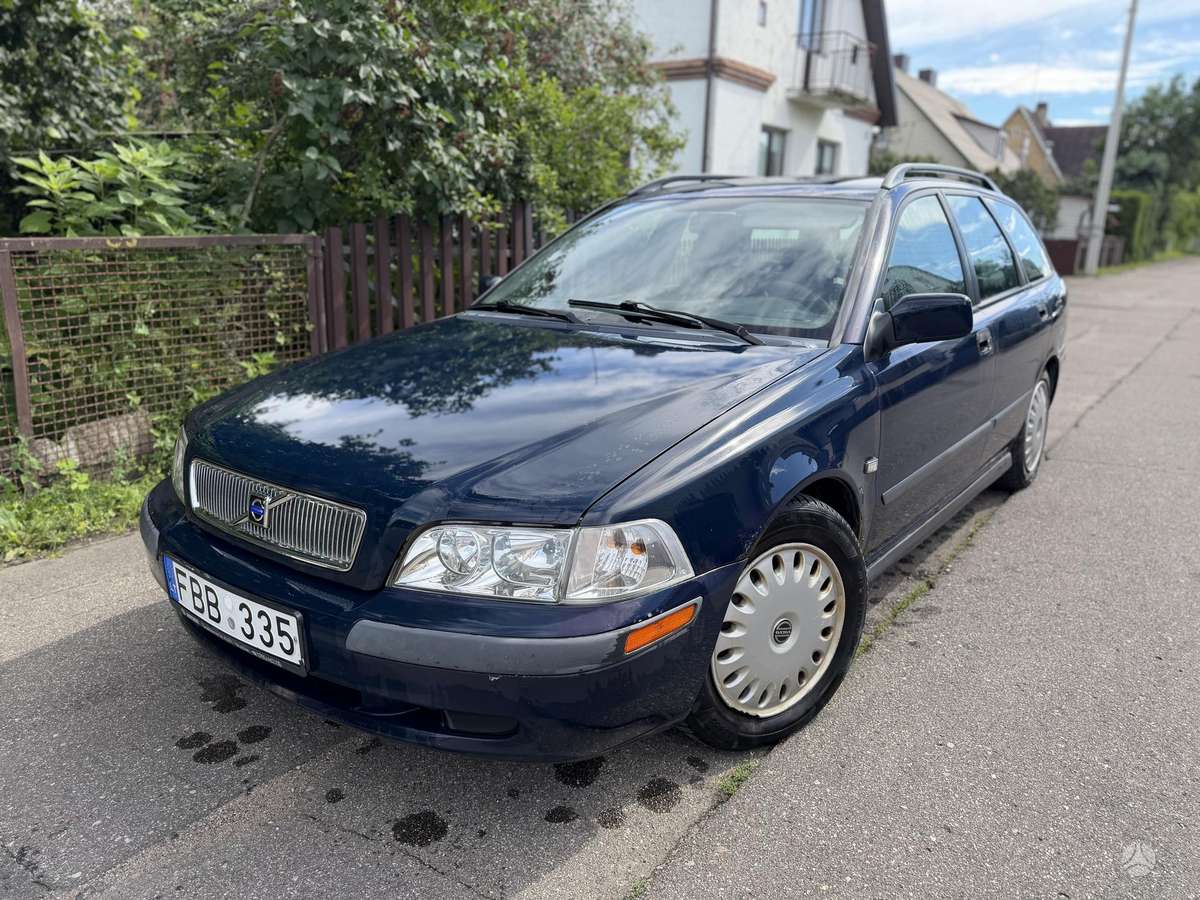 Volvo V40, 1.9 l., wagon