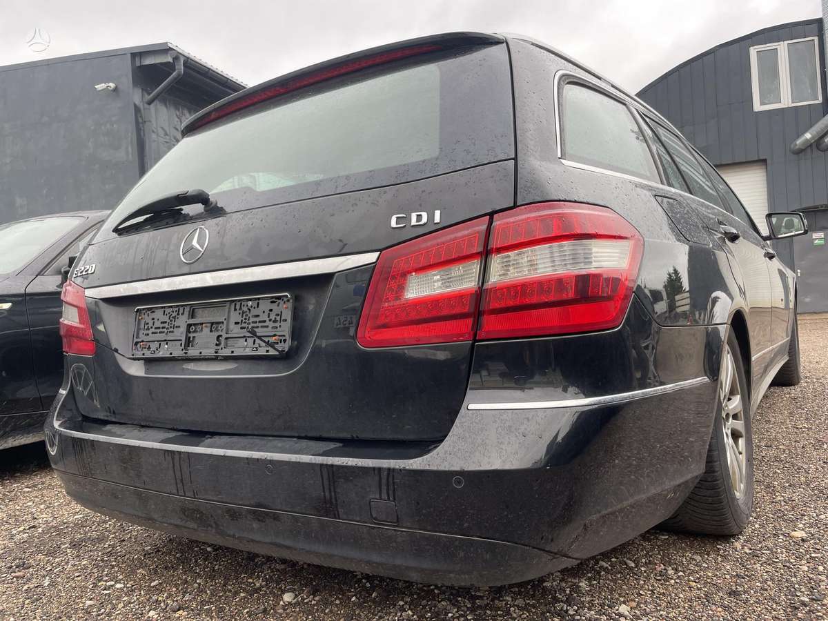 Mercedes-Benz E220, 2.1 l., Универсал