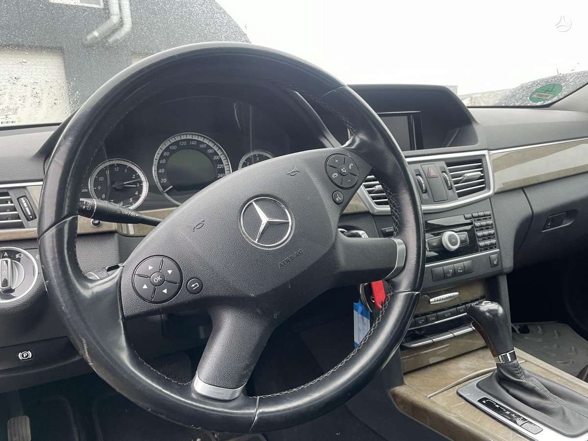 Mercedes-Benz E220, 2.1 l., Универсал
