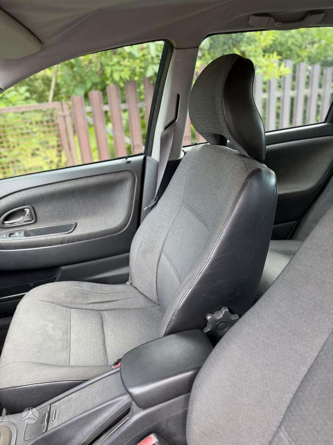 Volvo V40, 1.9 l., wagon