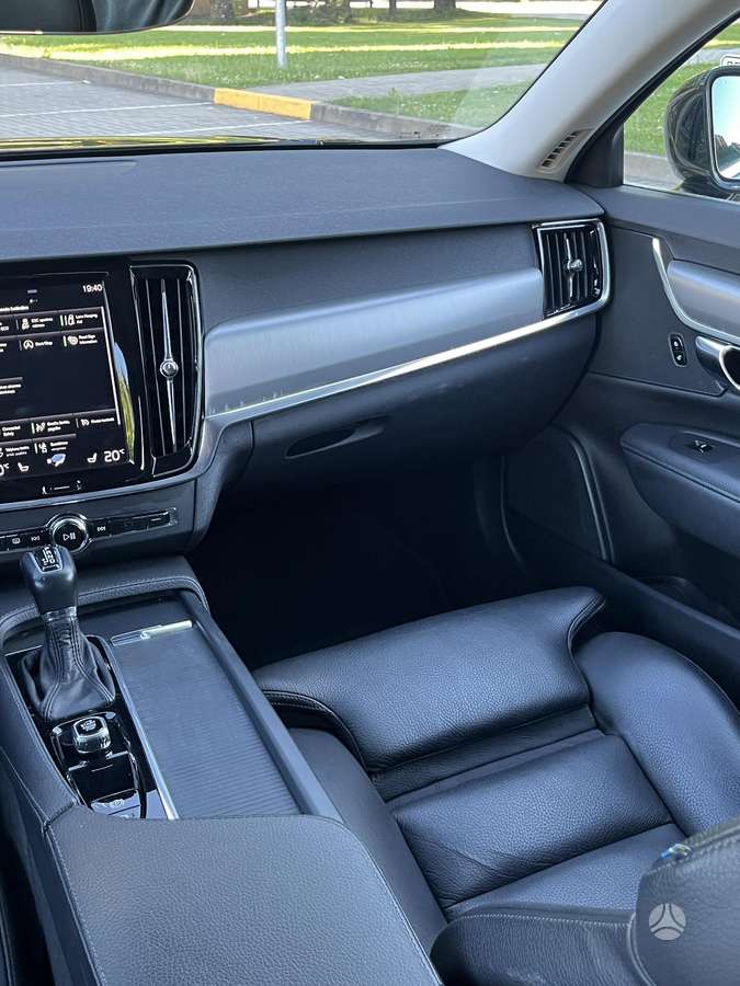 Volvo V90, 2.0 l., wagon