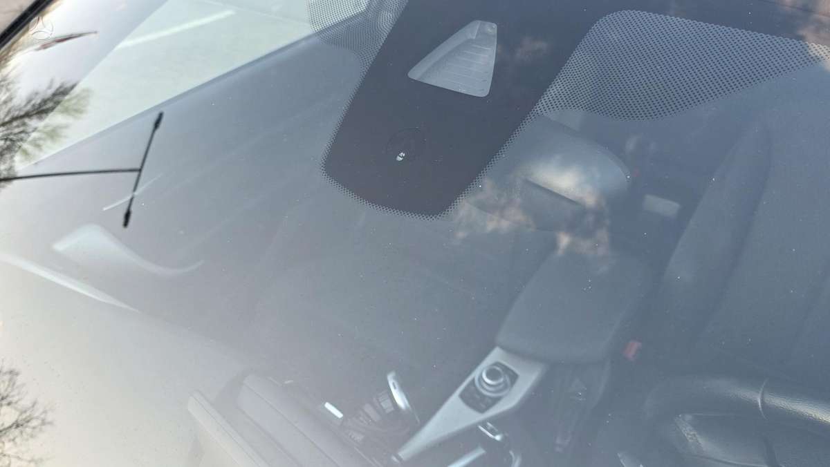 BMW 125, 2.0 l., hatchback