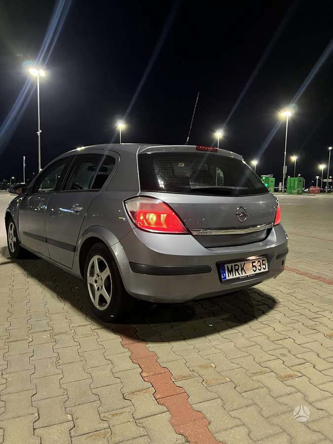 Opel Astra, 1.7 l., Хэтчбек