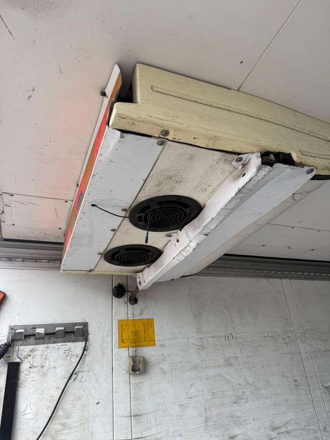 Schmitz SKO24 Carrier Vector 1850Mt, refrigerated