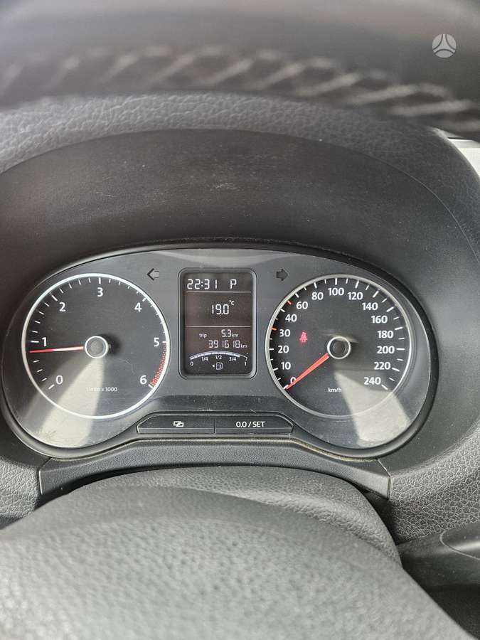 Volkswagen Amarok - 7