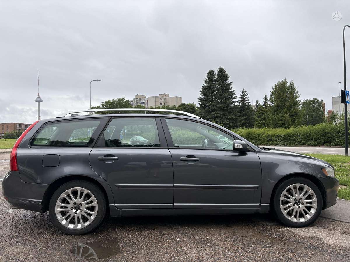 Volvo V50, wagon