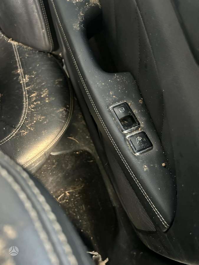 Mercedes-Benz CLS350 по частям