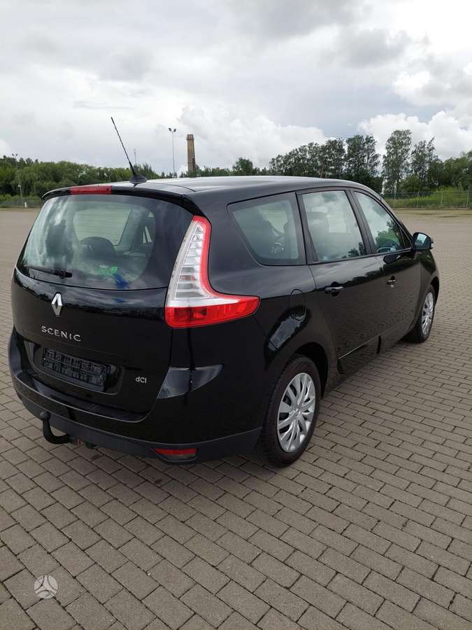 Renault Grand Scenic - 6