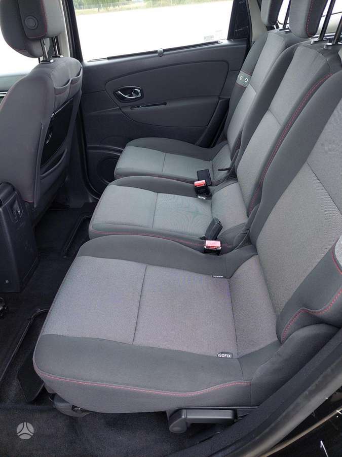 Renault Grand Scenic - 10