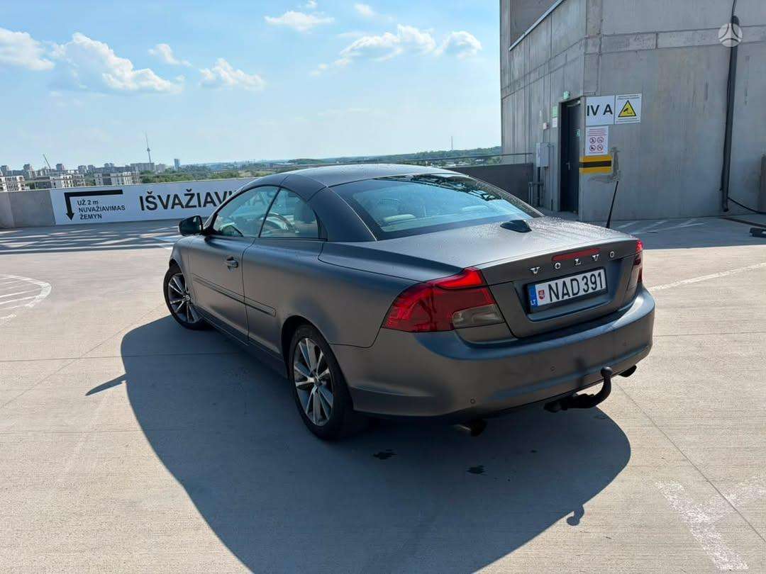 Volvo C70, 2.0 l., convertible