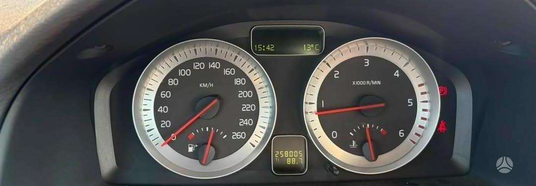 Volvo C70 - 12