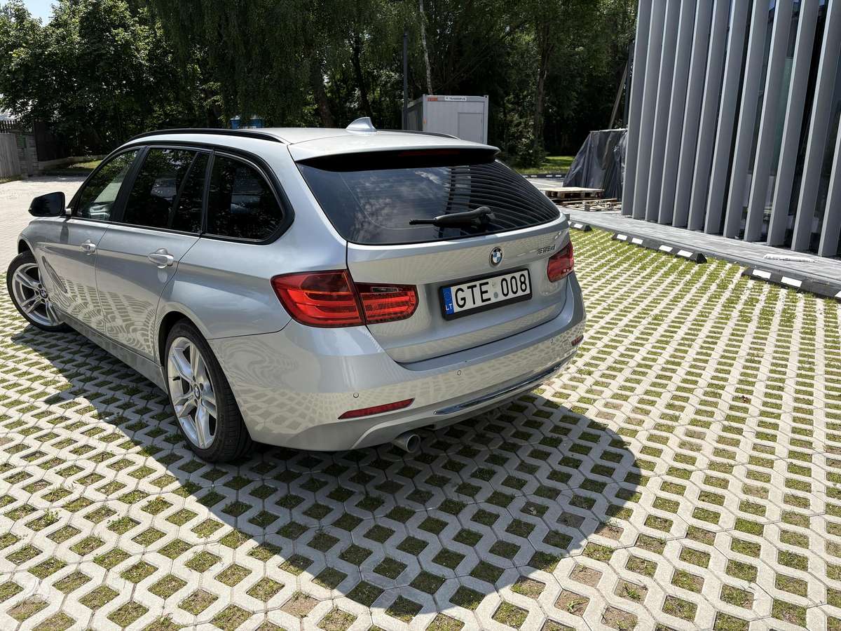 BMW 318, 2.0 l., wagon