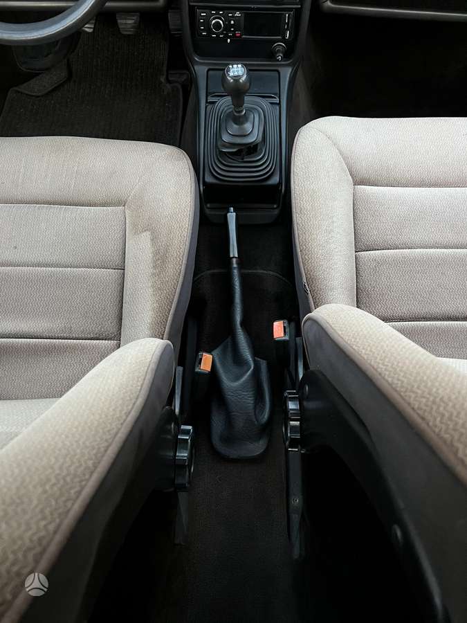 Audi 100, 2.2 l., Седан