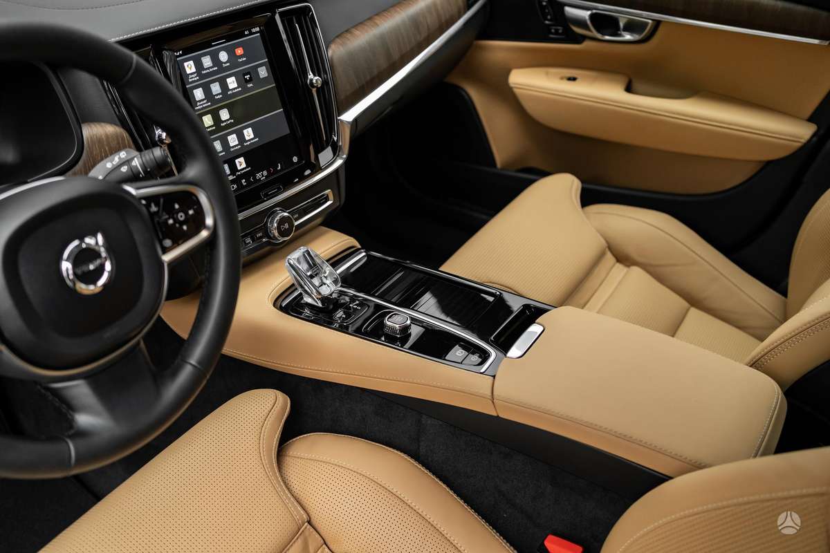 Volvo V90 - 8