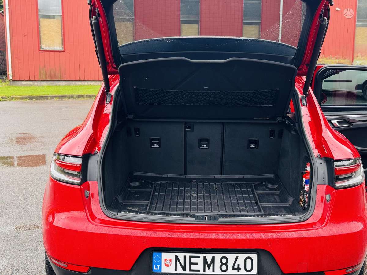 Porsche Macan - 12