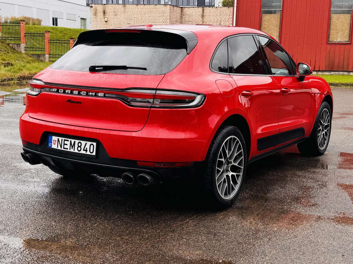 Porsche Macan - 11