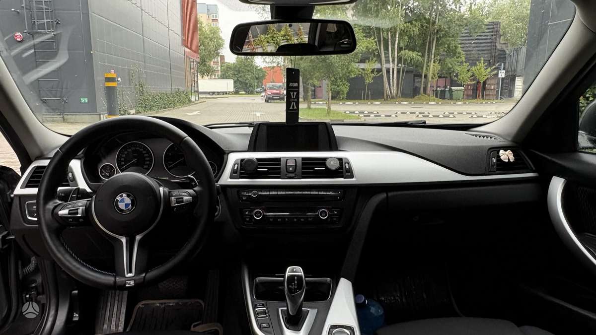 BMW 320, 2.0 l., universalas