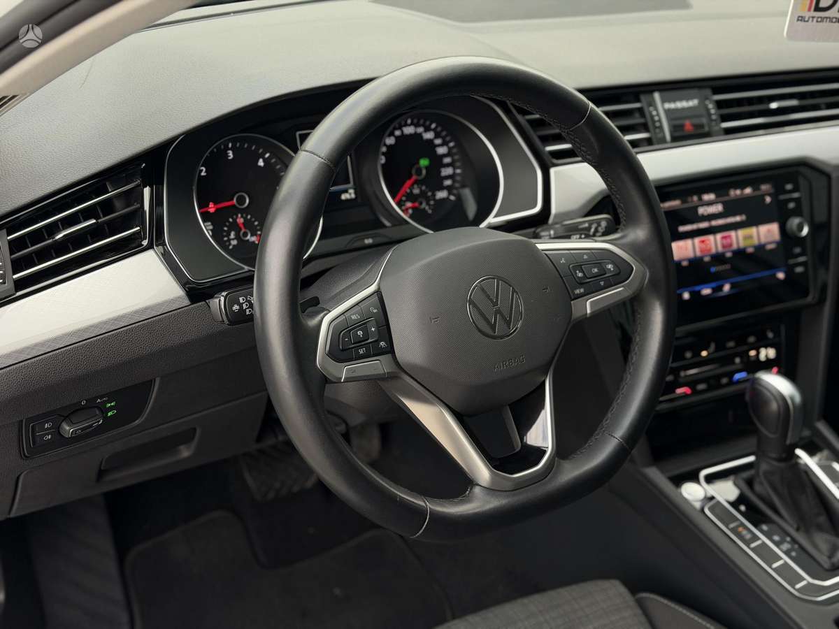 Volkswagen Passat, 2.0 l., Универсал