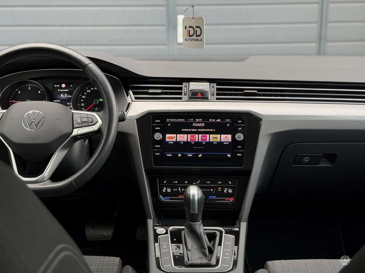 Volkswagen Passat, 2.0 l., Универсал