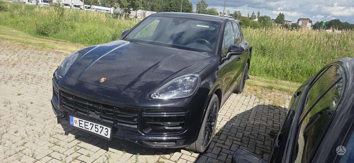 Porsche Cayenne - 3