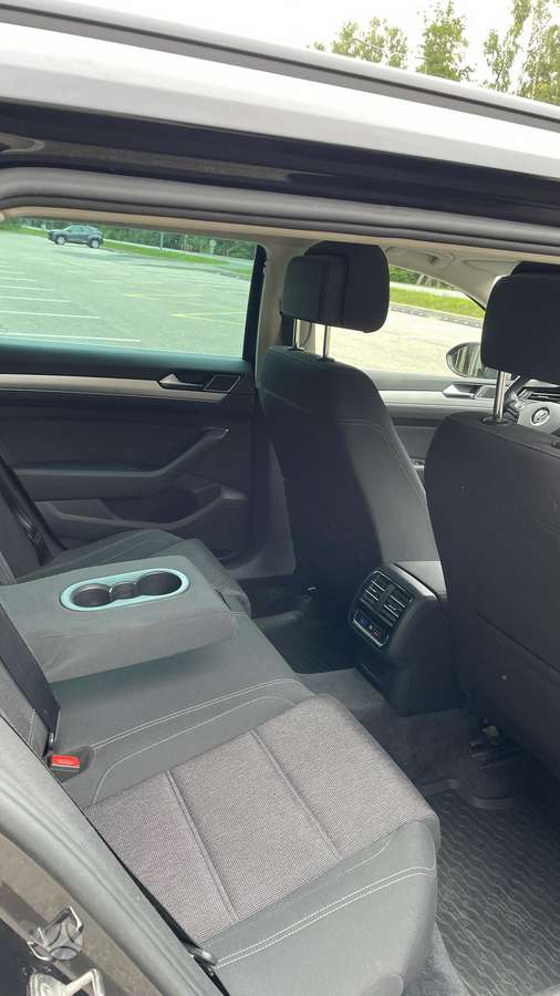 Volkswagen Passat, 2.0 l., Универсал